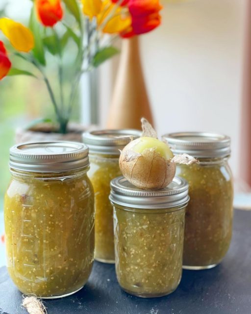 Roasted Tomatillo Salsa Verde